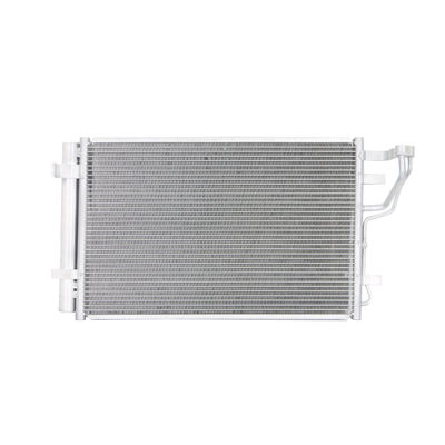 976062H010AS Otomobil Parçaları Soğutma Sistemi Hyundai i30 ELANTRA 2000-2006 için AC Kondansör