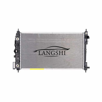 İyi bir fiyat. 2013-2017 Cadillac XTS 3.6 Otomatik yedek parçalar Alüminyum radyatör tasarımlı su tankı çevrimiçi